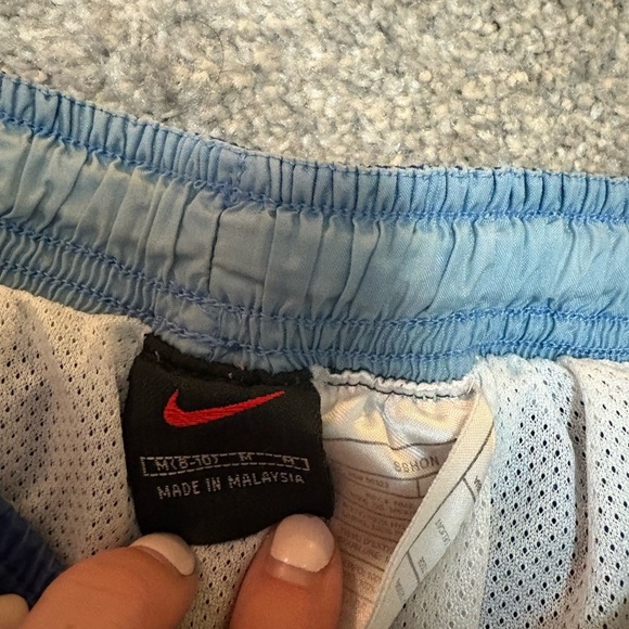 Nike Women's Blue Athletic Shorts - Picture 2 of 3
